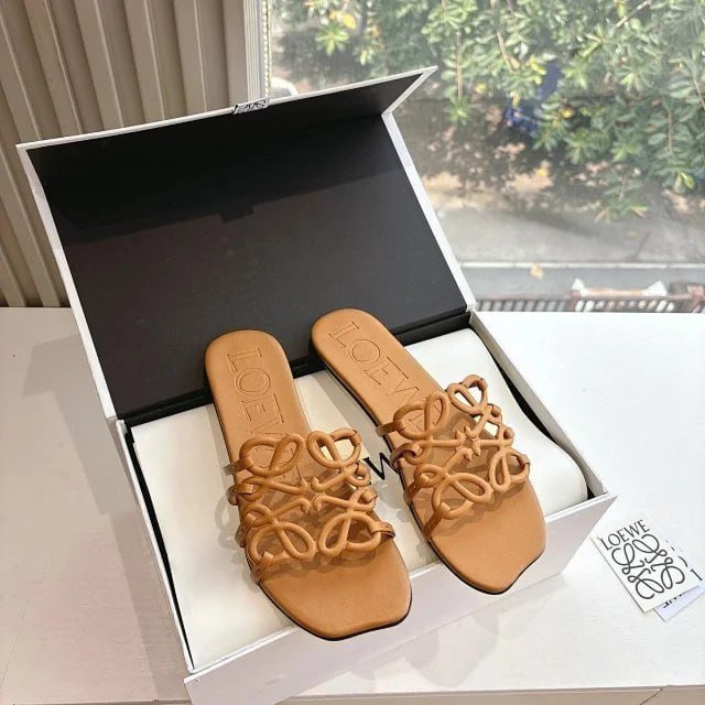 LOEWE Anagram Slide Sandals [3 styles] -4