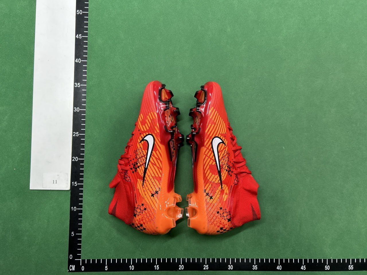 NIKE AIR ZOOM SOCCER SHOES -4