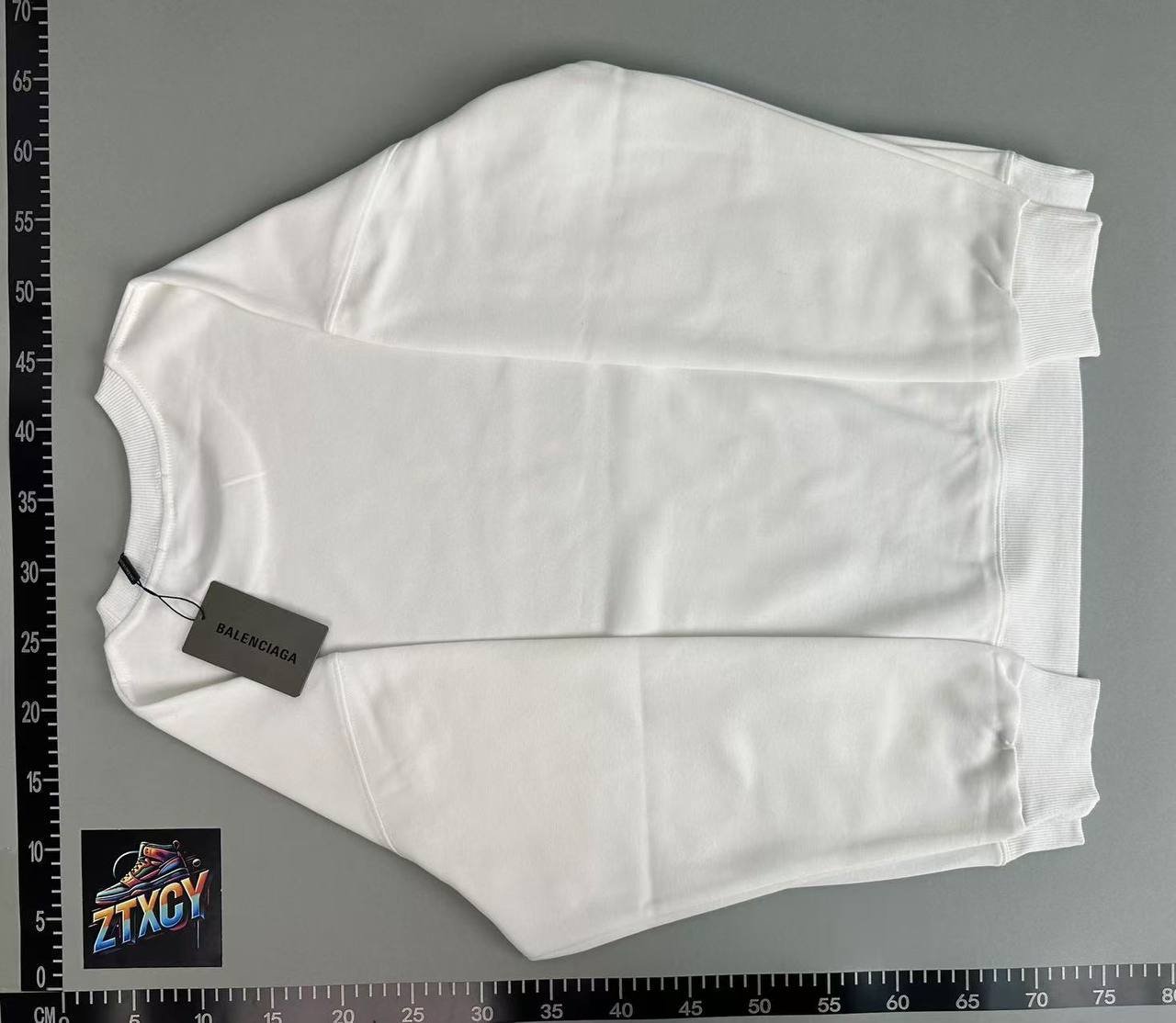 Balenciaga Sweaters -4