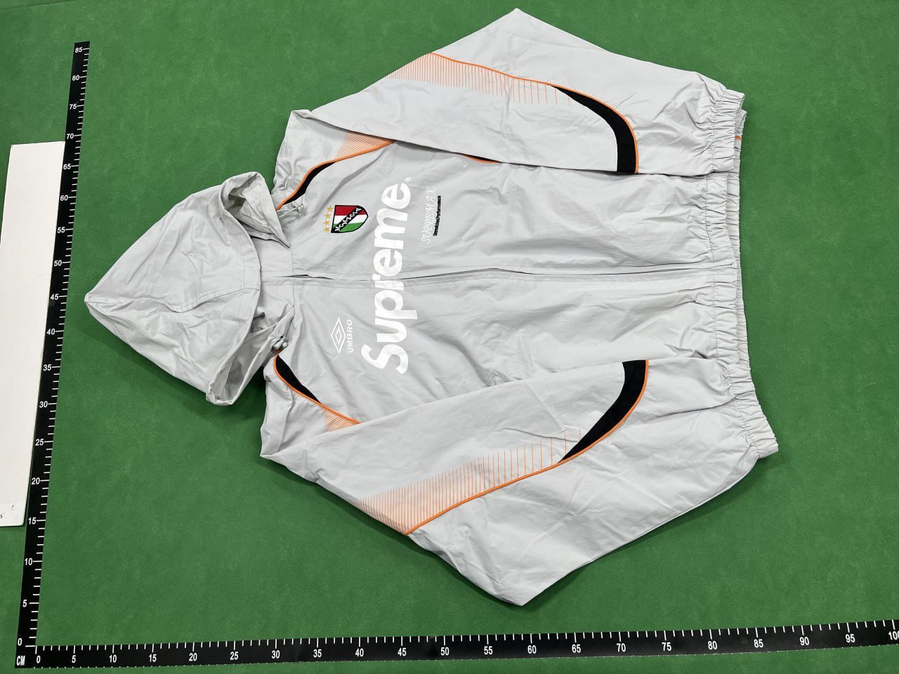 Supreme SS22 Week 11 x umbro -3