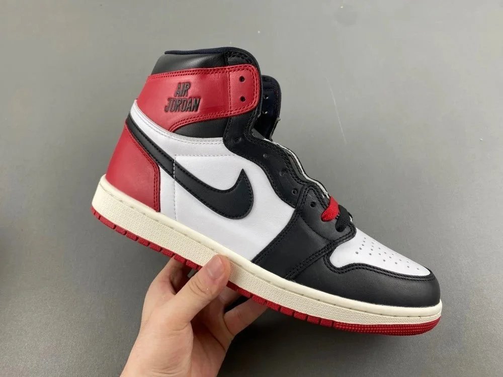 AJ1 -2