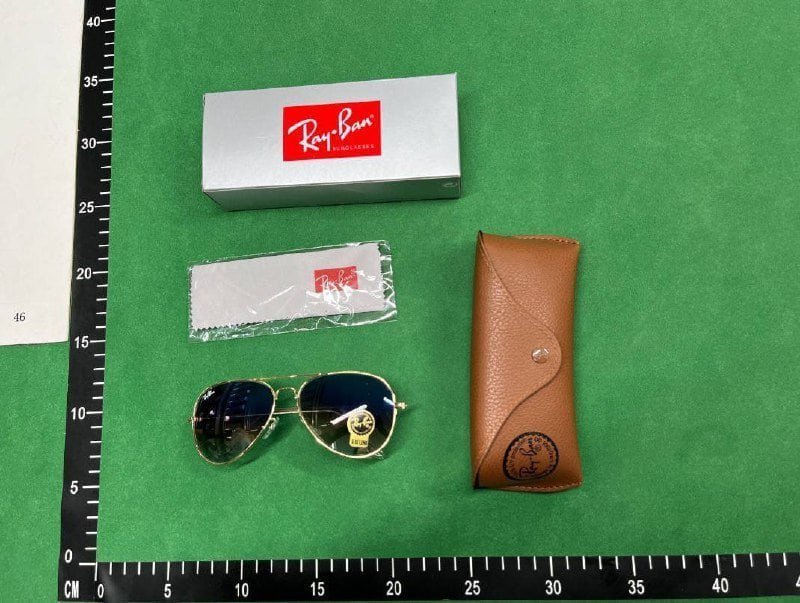 Ray-Ban glasses -2