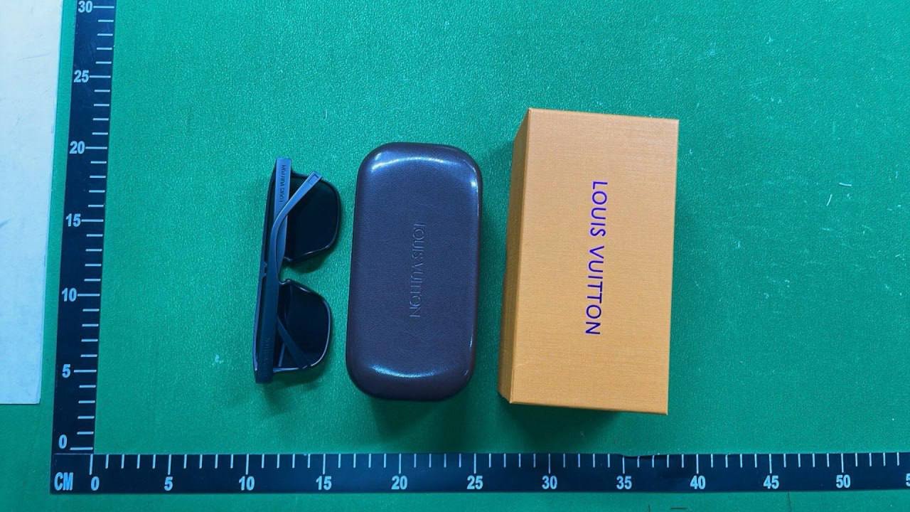 With original box】 LV sunglasses -4