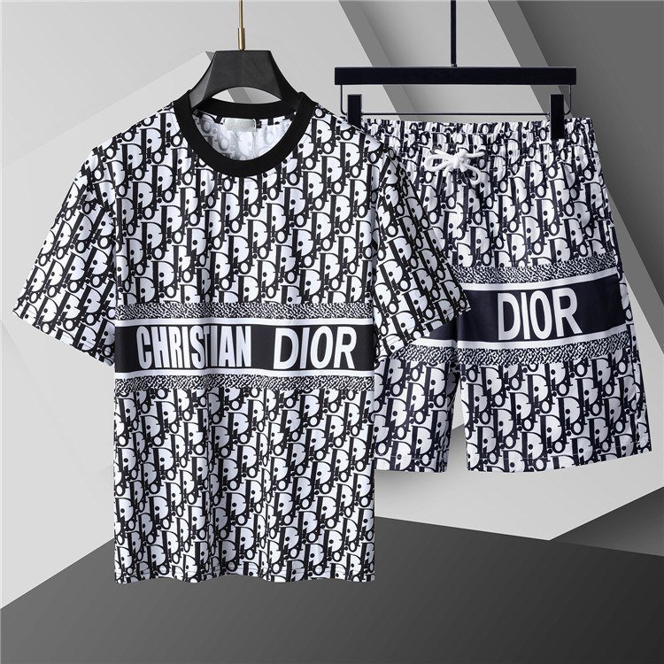 Louis Vuitton LV Dior Burberry suit T-shirtshorts -3