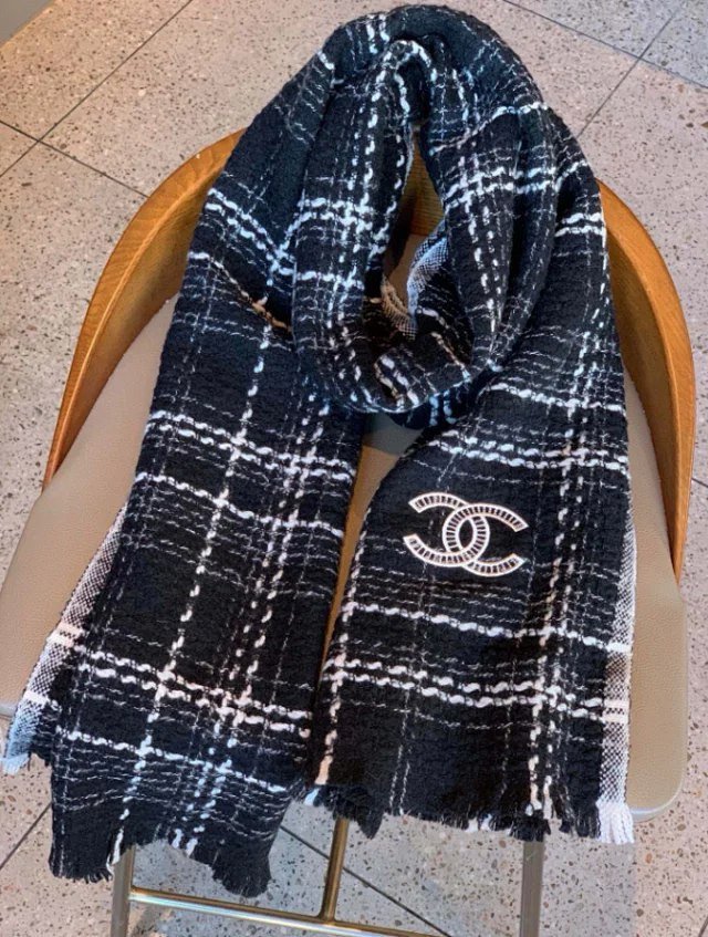  Chanel scarf -4