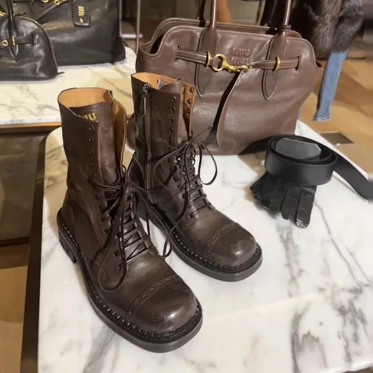 miumiu high q11 source image 1