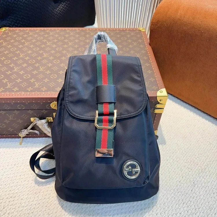 GUCCI Fashion Backpack -3