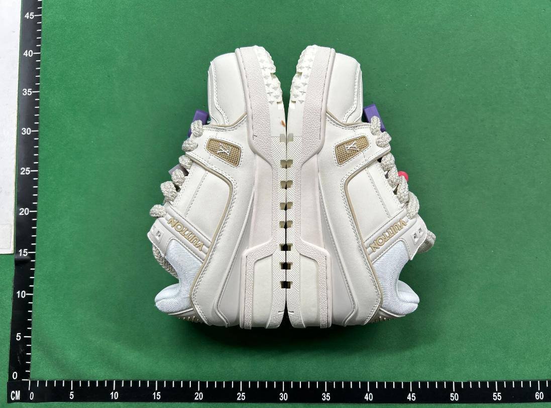  Louis Vuitton Trainer Sneakers [40 styles] -3