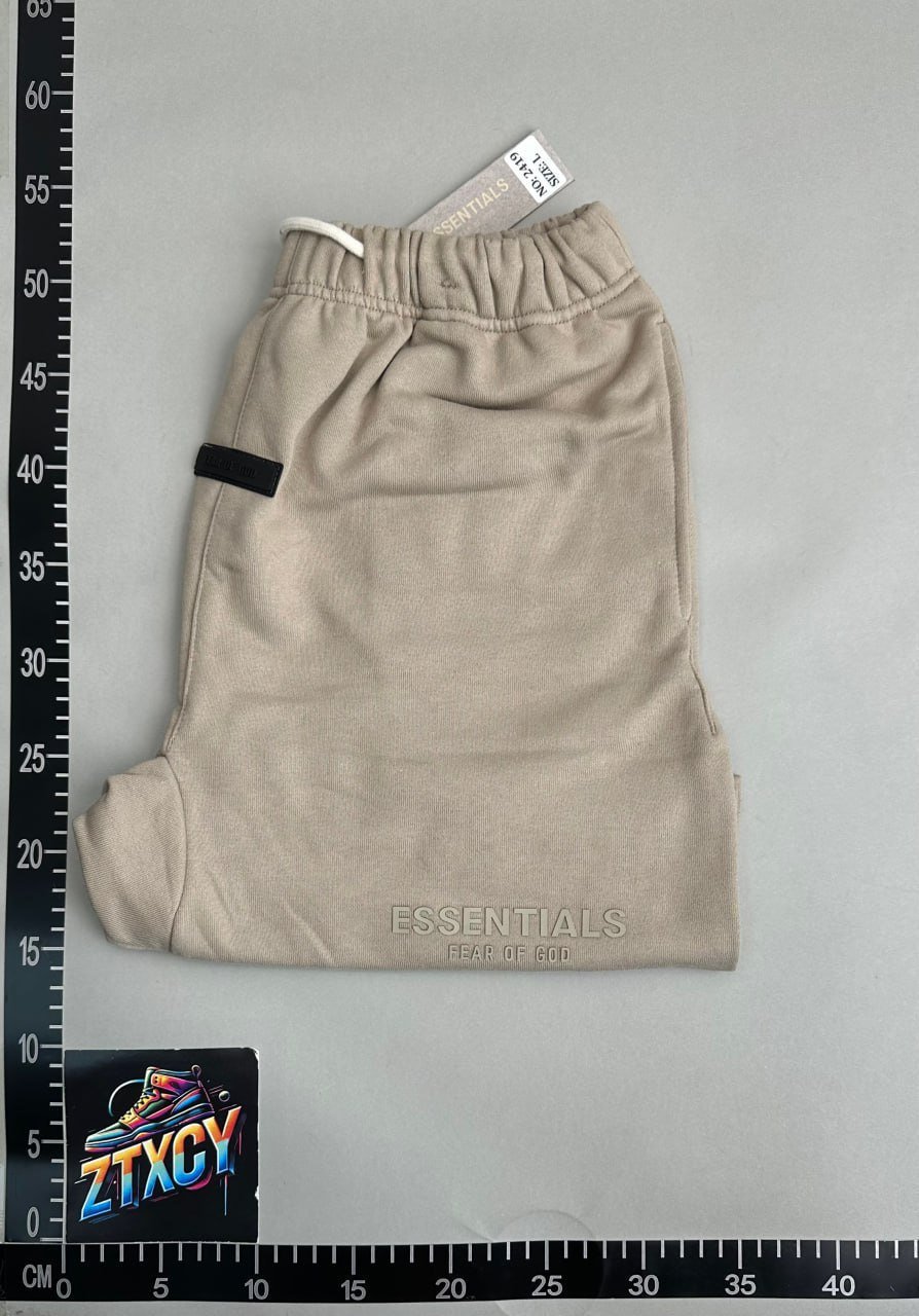 Essentials Shorts -4