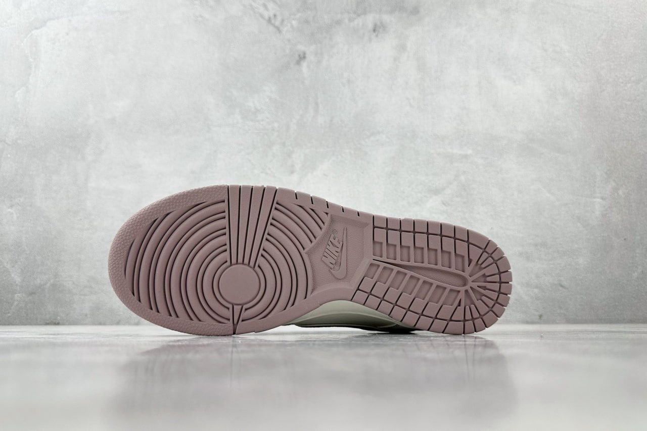 Nike Dunk Low                                 -4