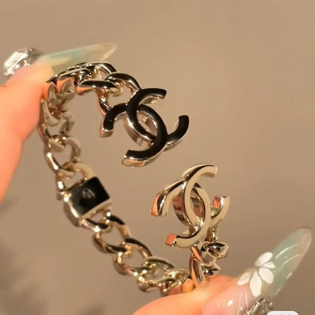 Chanel jewelry                              -3