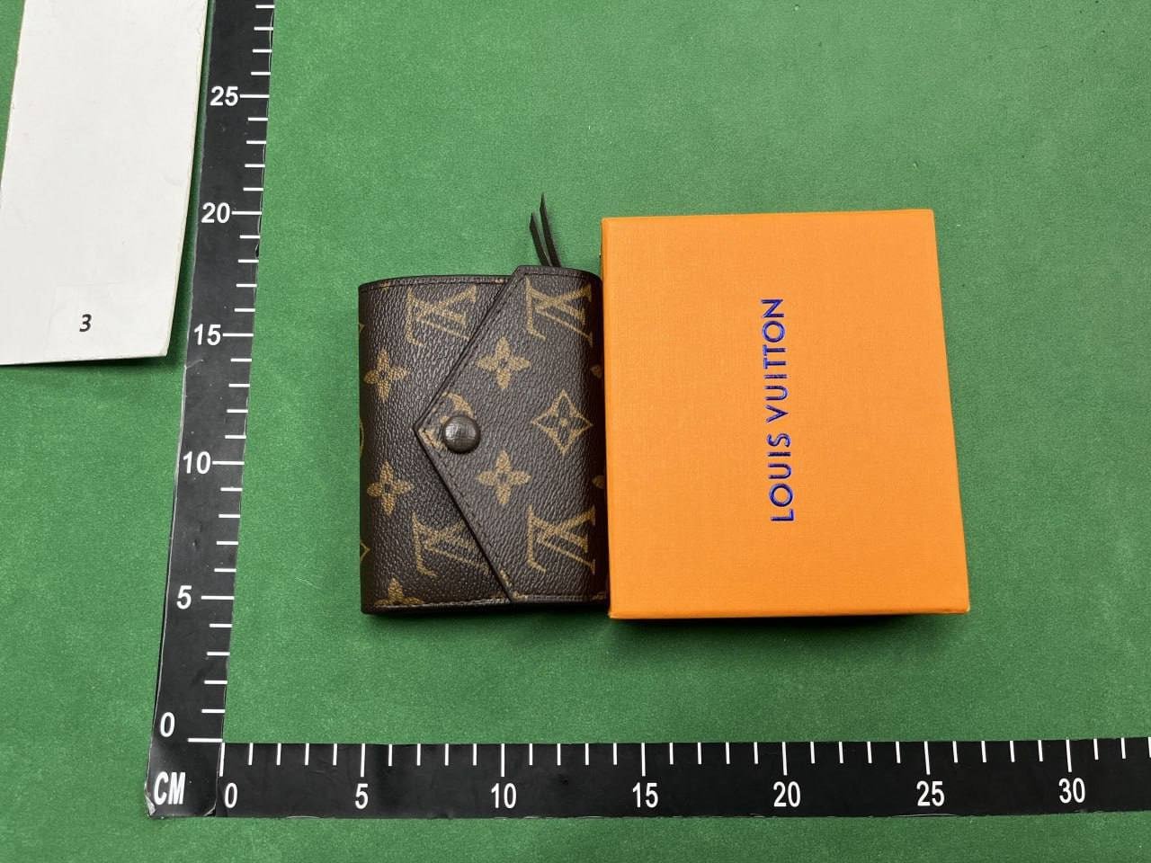 Louis Vuitton MonogramEpiDamier Wallets [40 styles] -2