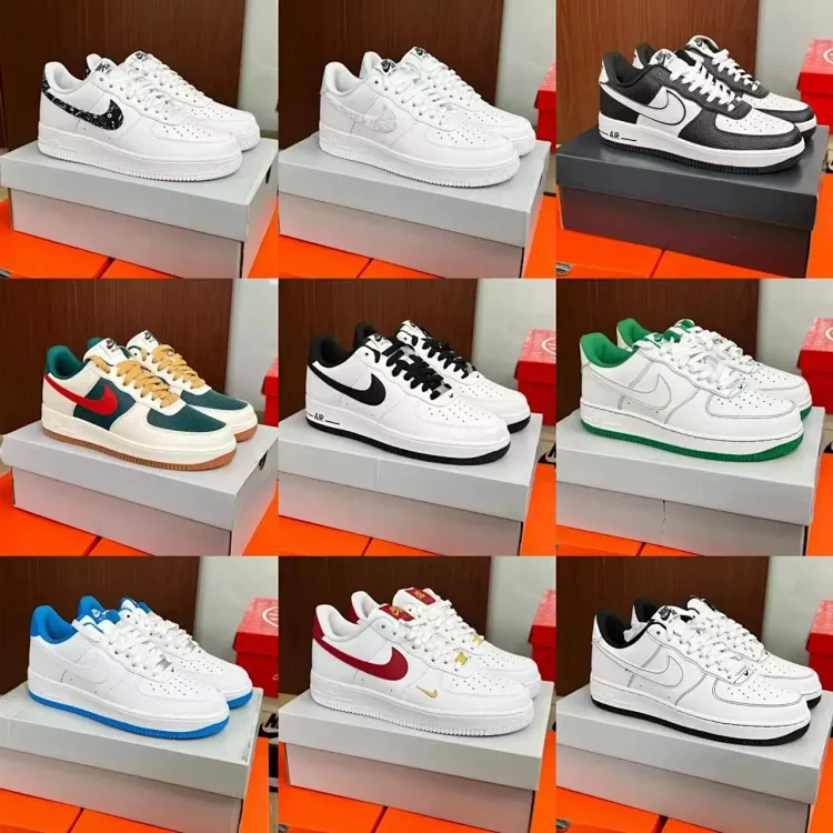  Nike Air Force 1 Sneakers [40