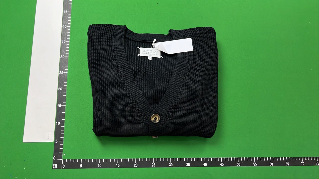 Women's Black Ribbed Knit Cardigan with Silver Buttons [2 styles] -4