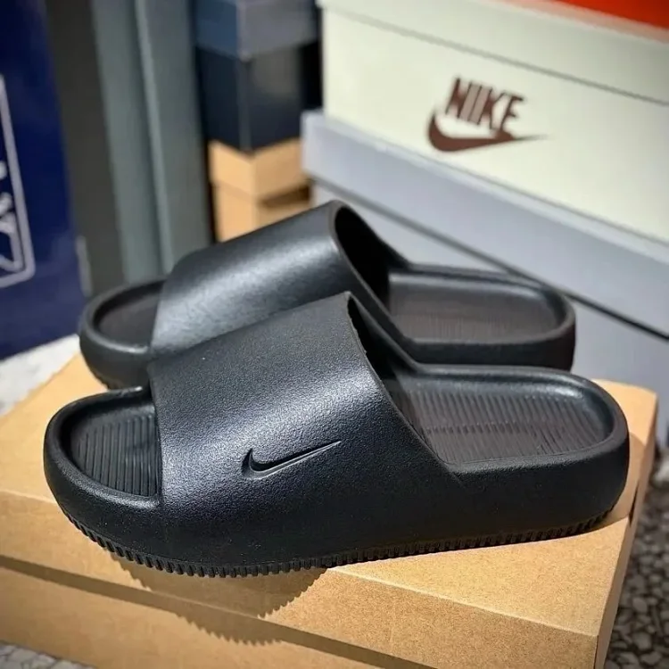 Nike Benassi Slides [14 styles