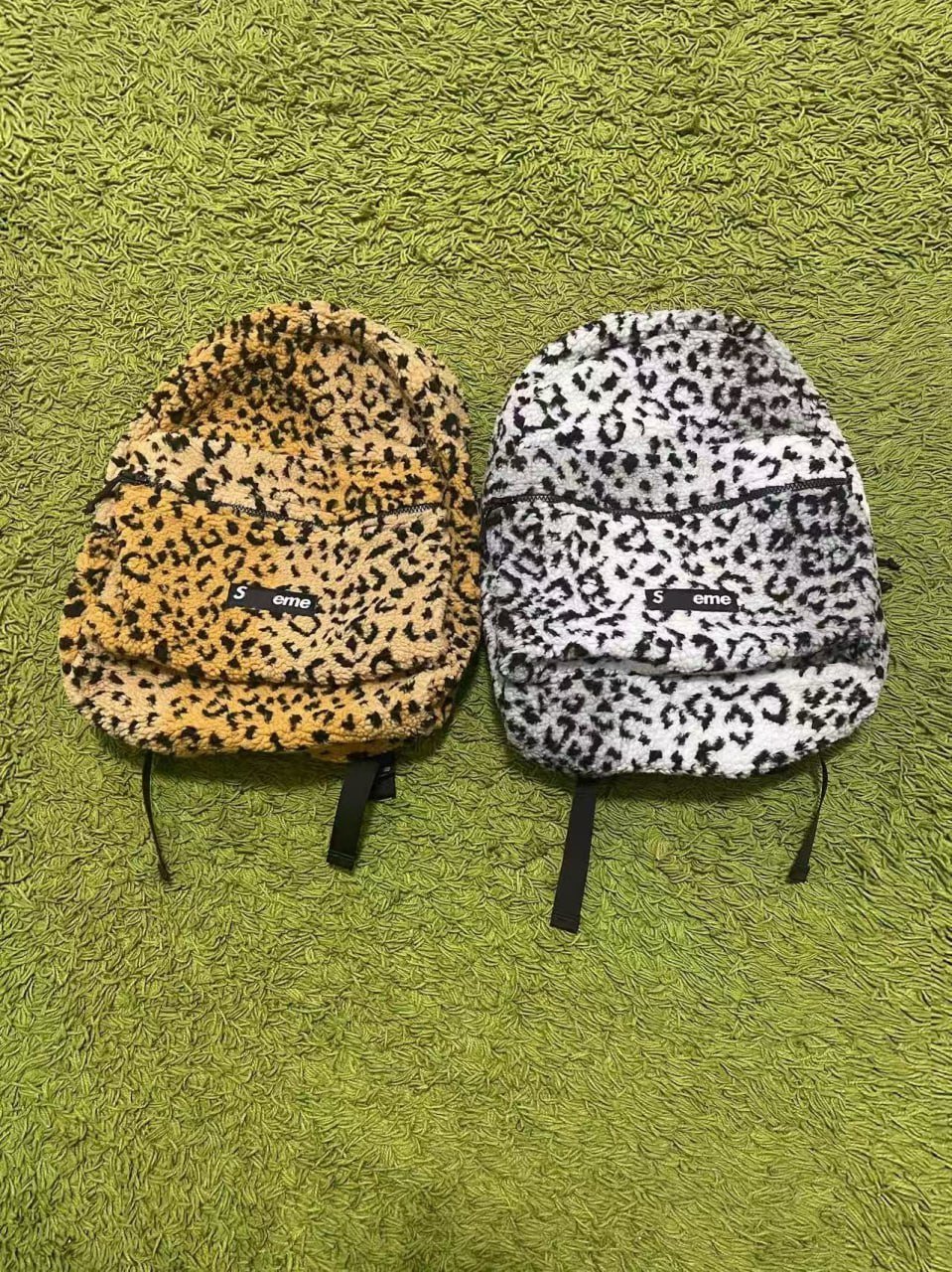 Supreme Leopard Fleece Backpack [2 styles] -2