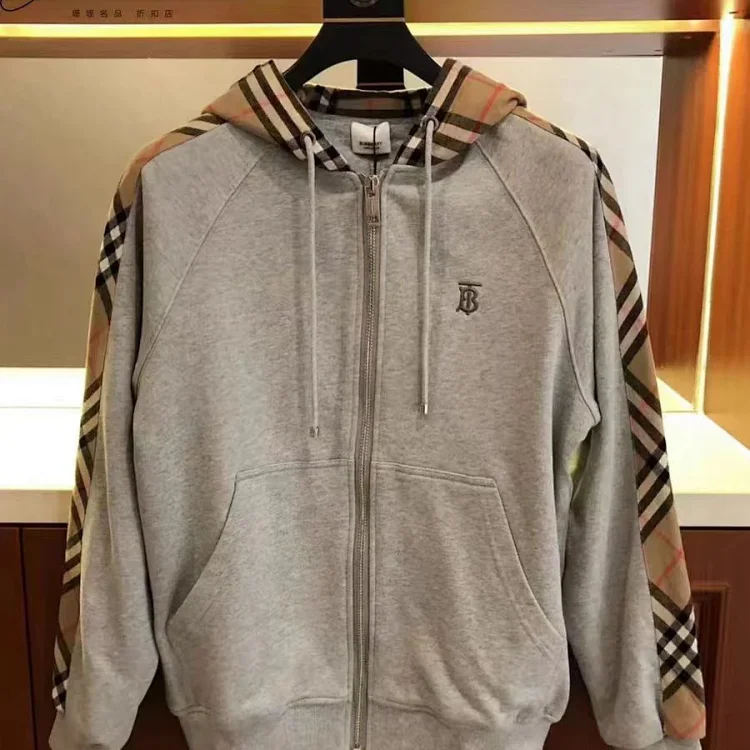 Burberry Vintage Check Detail 