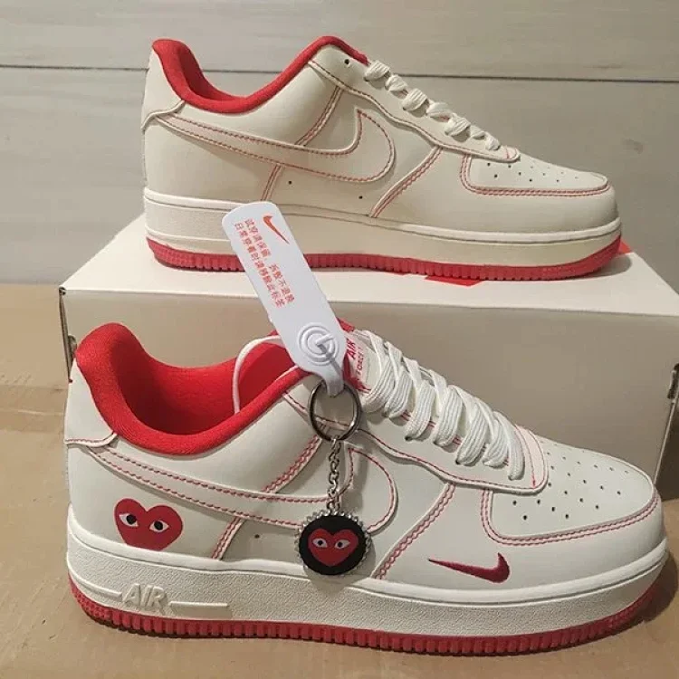 Nike Air Force 1 Sneakers [32 