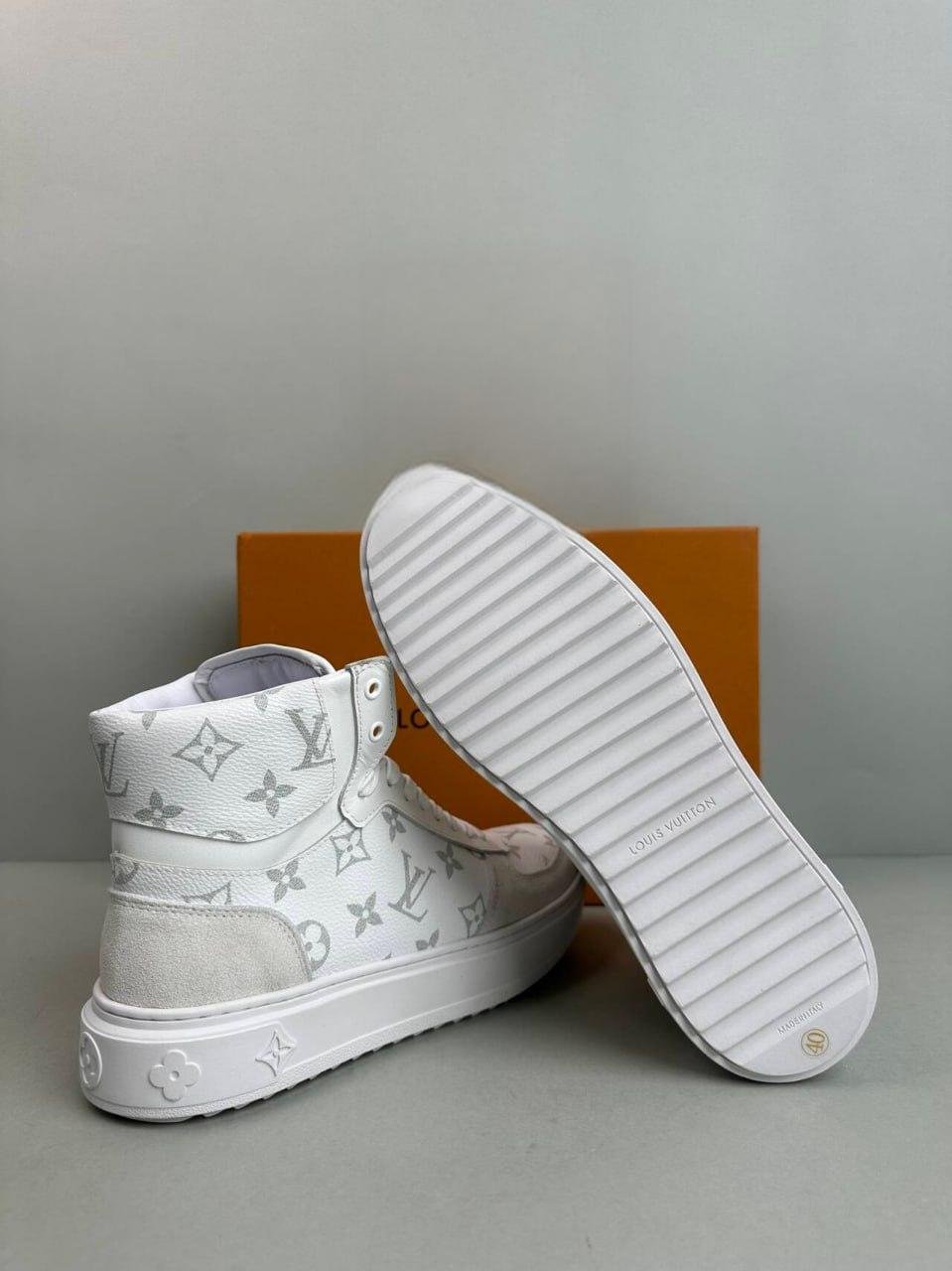 Louis Vuitton High-Top Sneakers [14 styles] -2