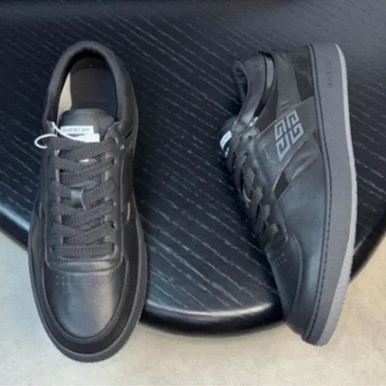 Givenchy B22 Sneakers [12 styl