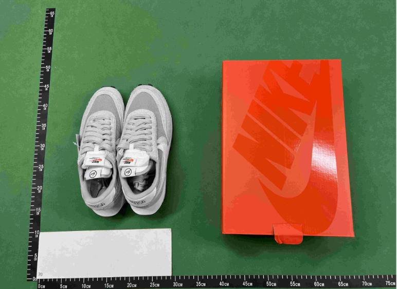 Sacai x Nike Waffle  -2