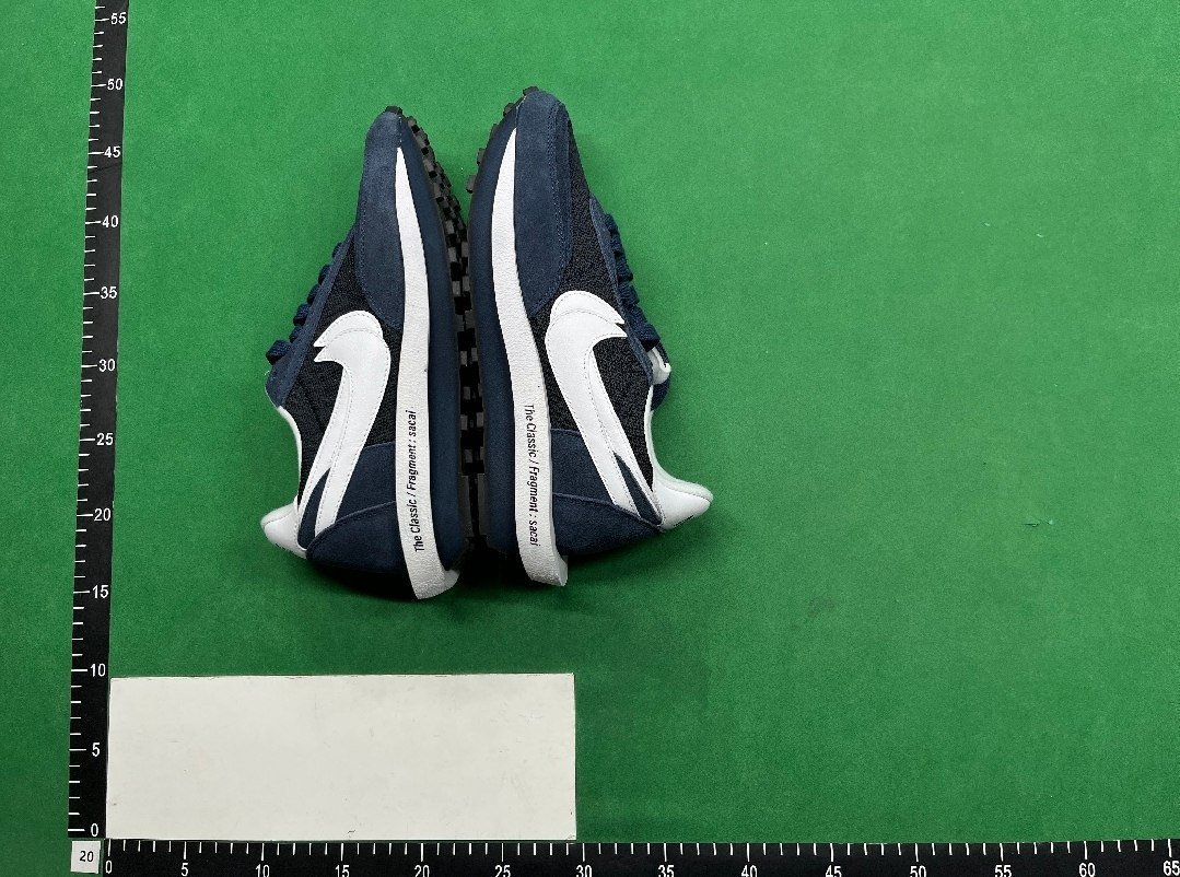 Sacai x Nike Waffle  -4