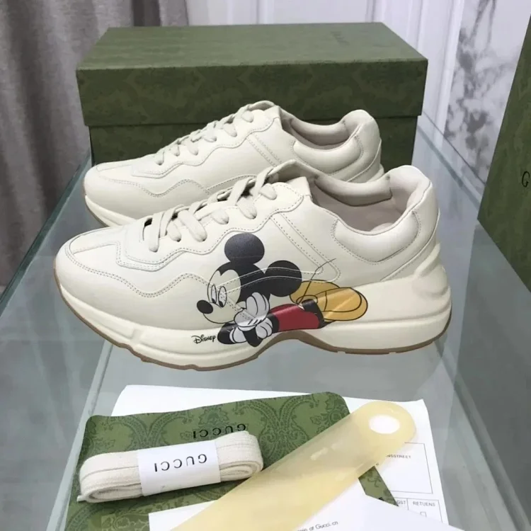  Gucci Shoes