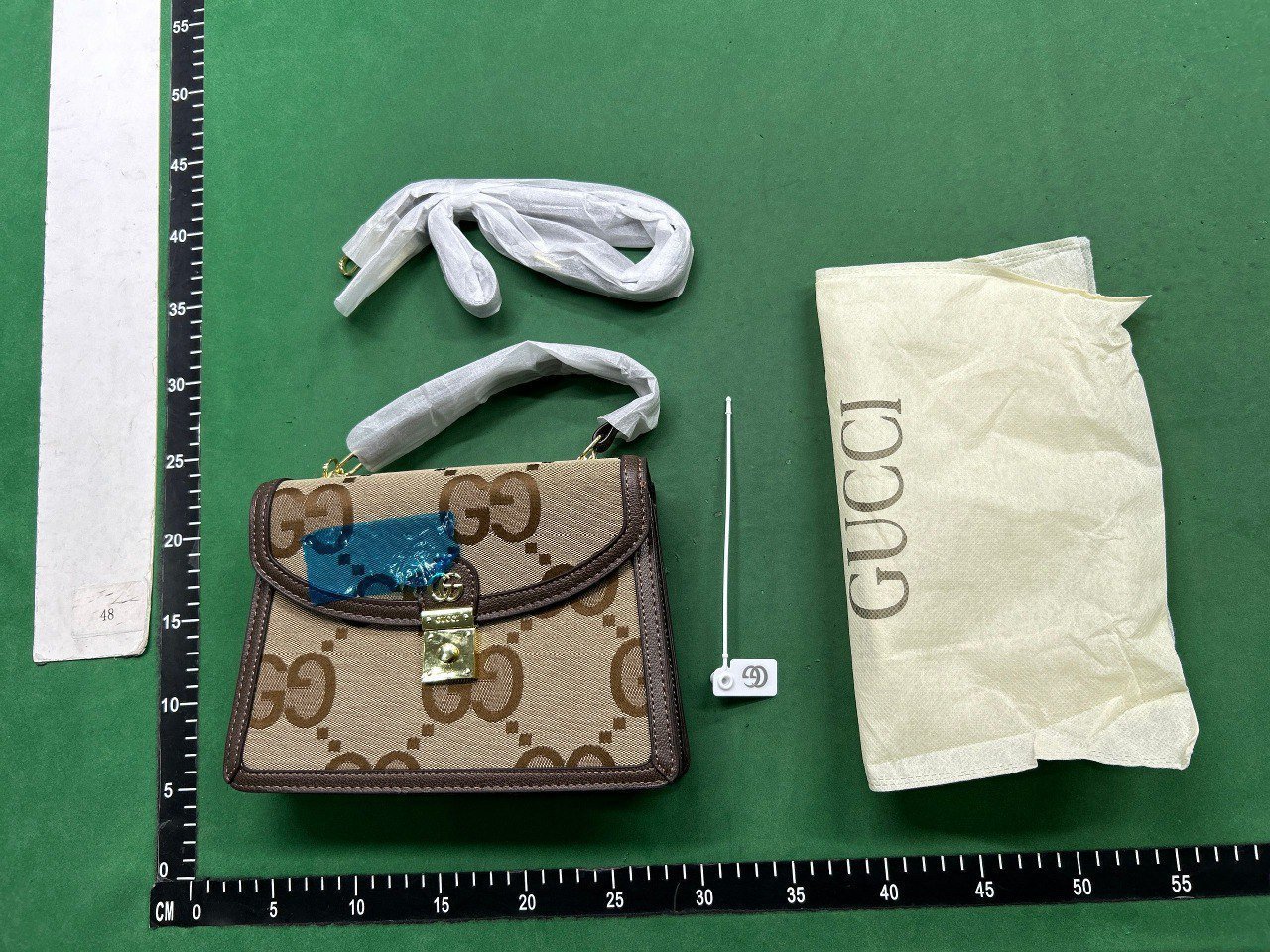  Gucci genuine leather bag -4
