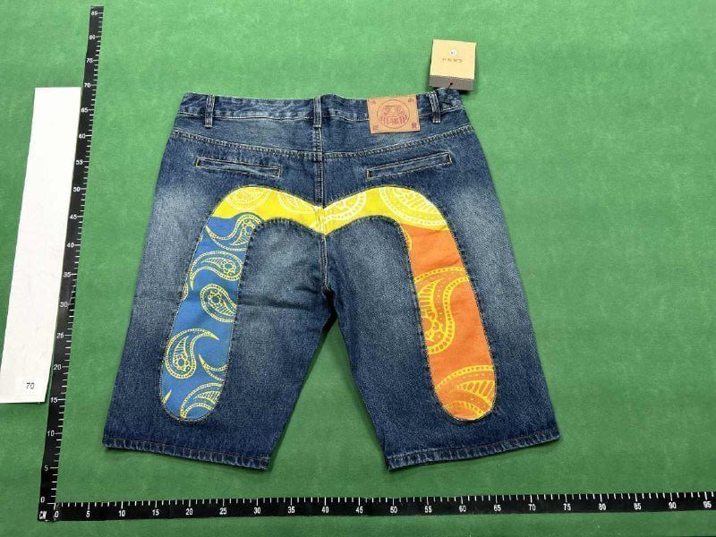 Evisu shorts  (32 CP) -4