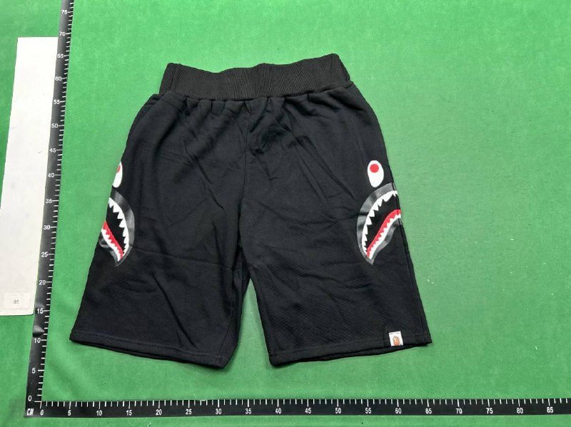 Bape shorts   (27 CP) -3