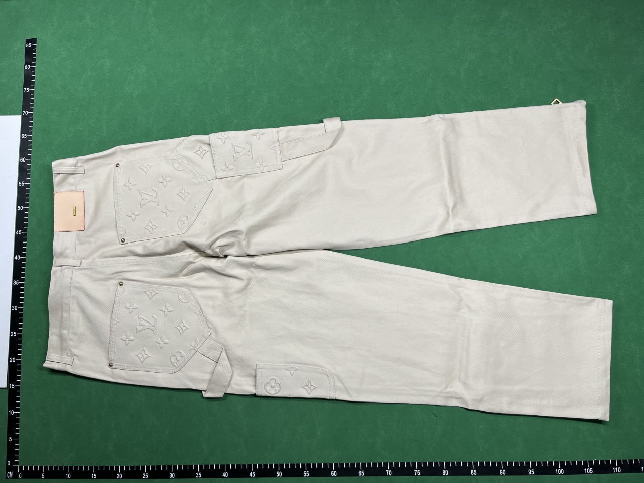 Louis Vuitton Pants -2