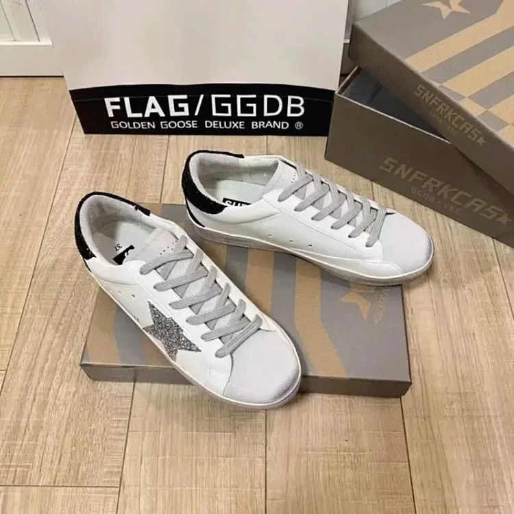 Golden Goose Super-Star