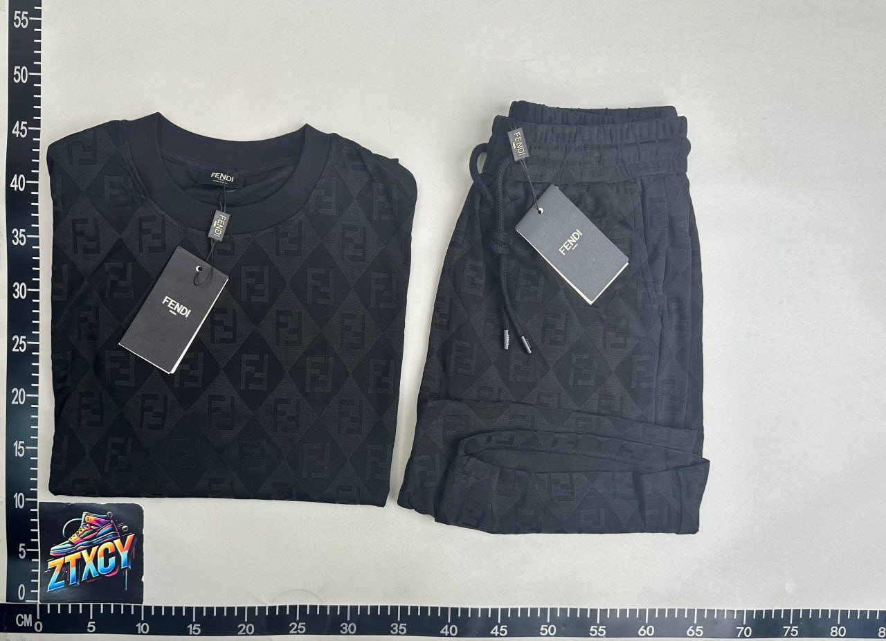 Fendi suit -2