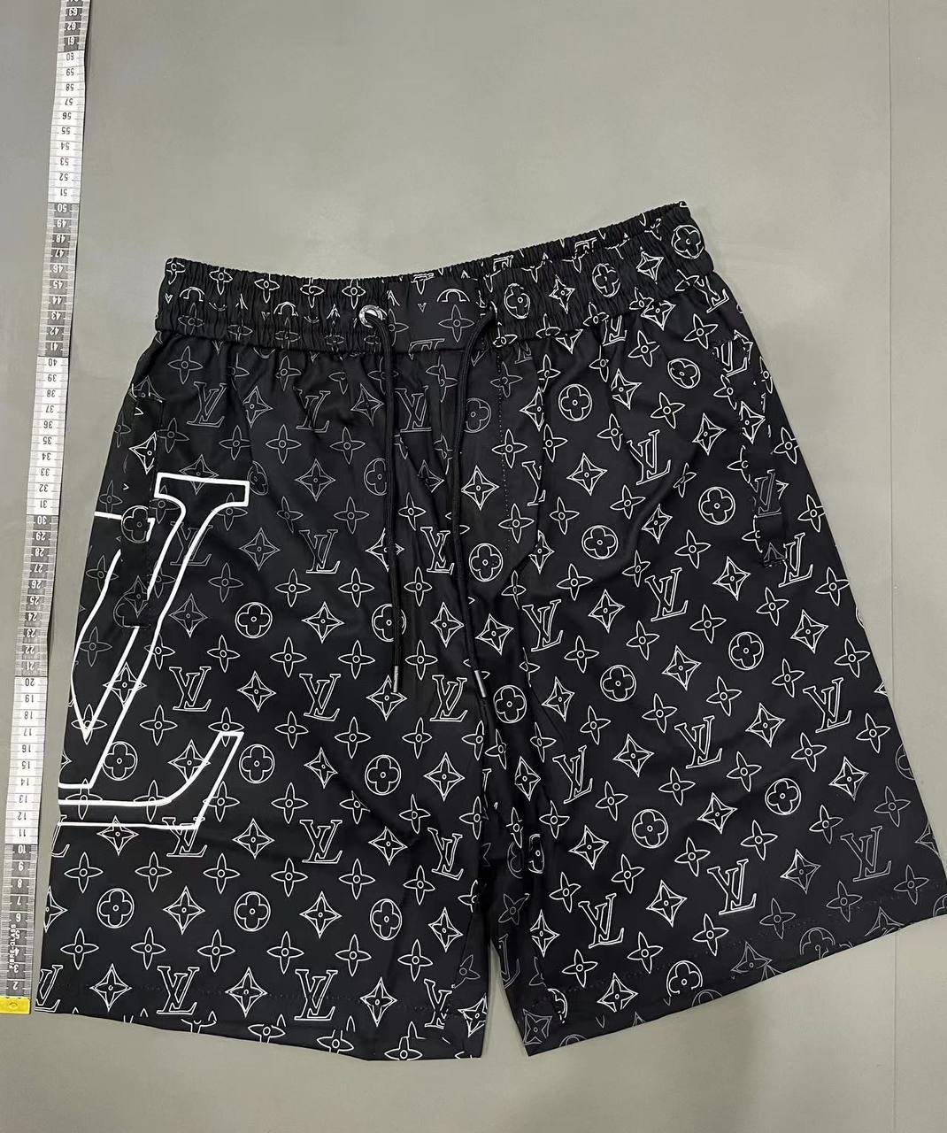 Louis Vuitton shorts -2