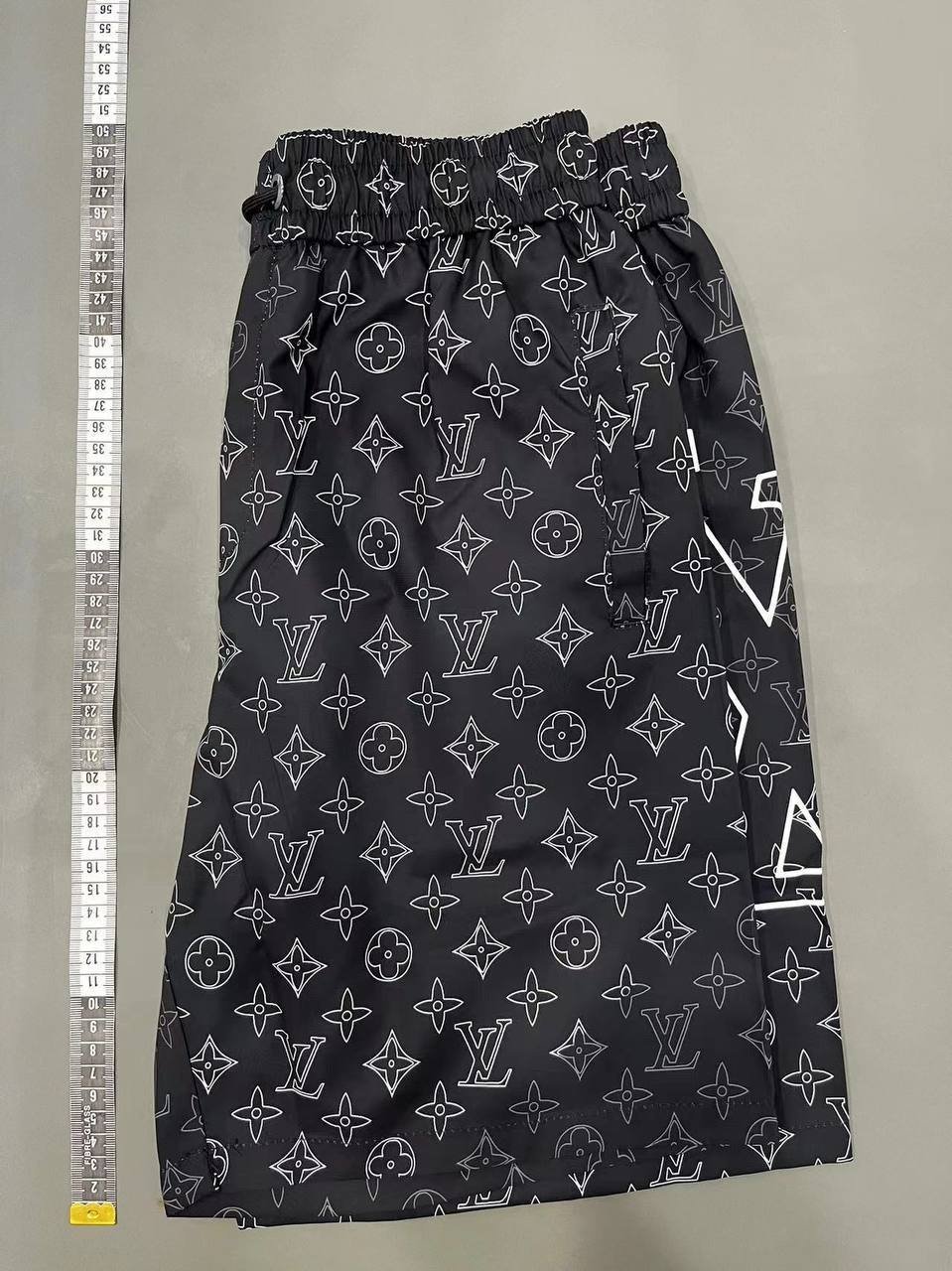 Louis Vuitton shorts -3