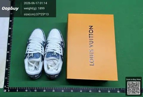 Embossed Print Low-top Fashion Sneakers P7B -2