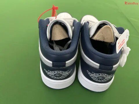 Air Jordan 1 Low Couple Sneakers -5