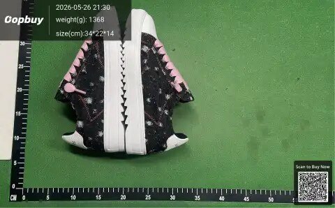 Hand-Painted Canvas Sneakers -5