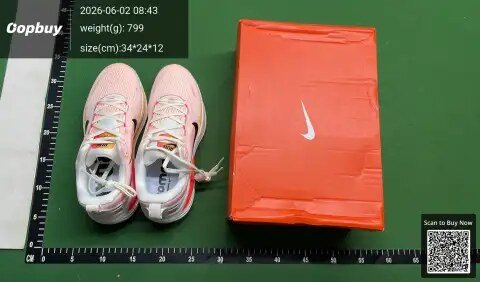 CC V18 Sneakers -2
