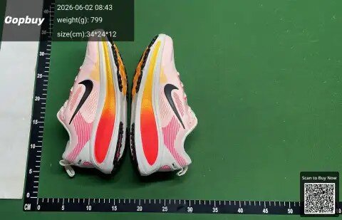 CC V18 Sneakers -3