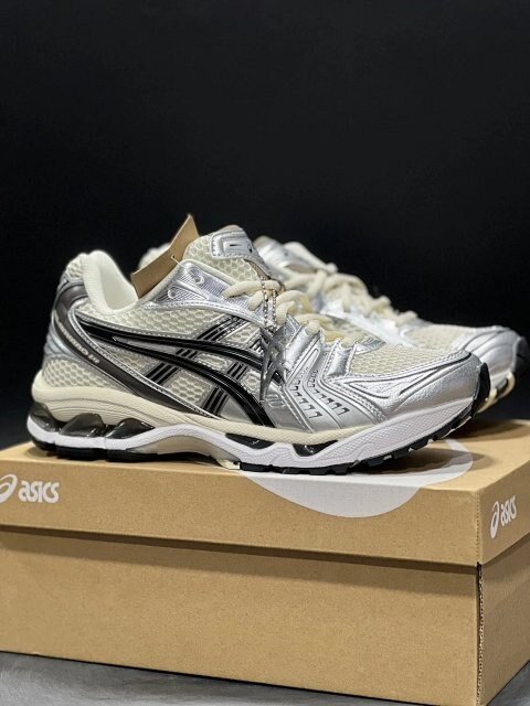 ASICS Kayano 14