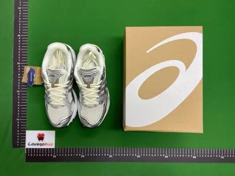 ASICS Kayano 14 -5