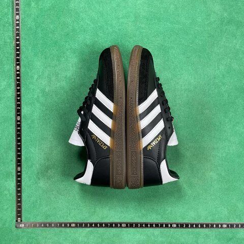 Top8YT Wear-Resistant Low-Top 