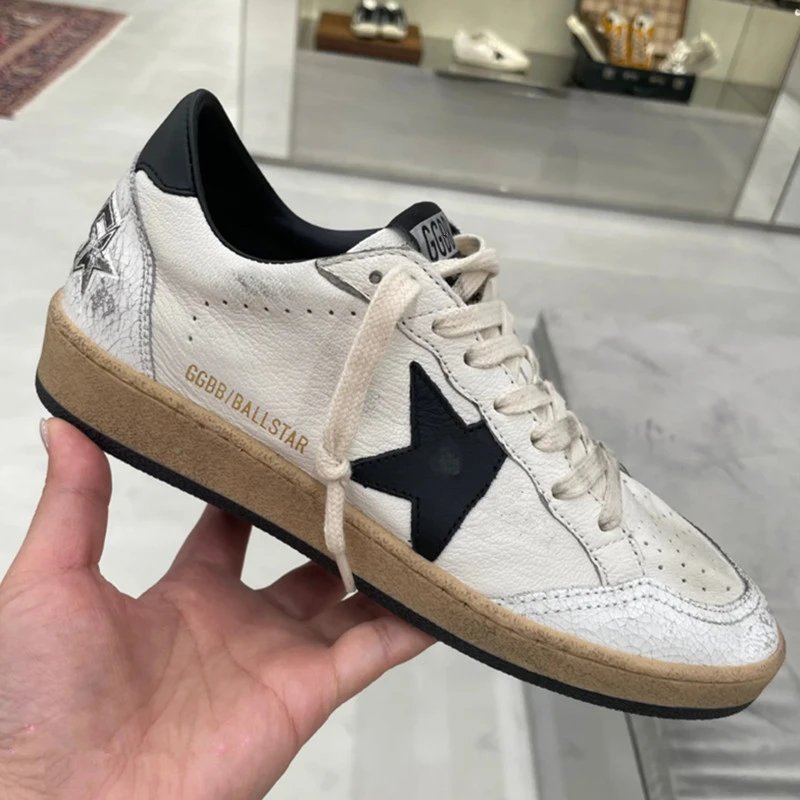 Golden Goose Ball Star Distres