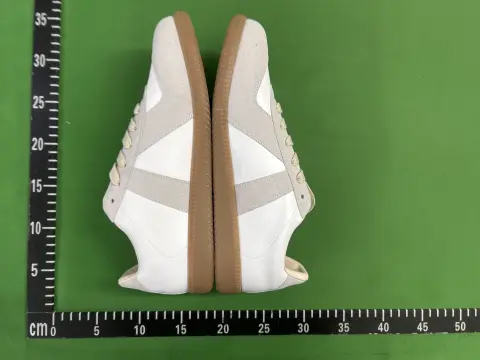 High-end Magiray Speed shoes, 2025 new retro casual lace-up sneakers, versatile flat-soled skate shoes for men and women. -3