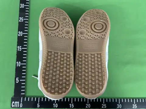 High-end Magiray Speed shoes, 2025 new retro casual lace-up sneakers, versatile flat-soled skate shoes for men and women. -4