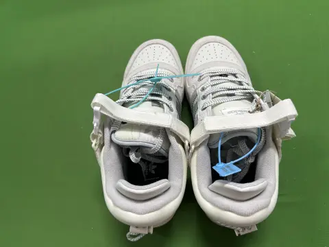 WM Gift Box Edition Bad Bunny x AD Forum Low Sneakers -3