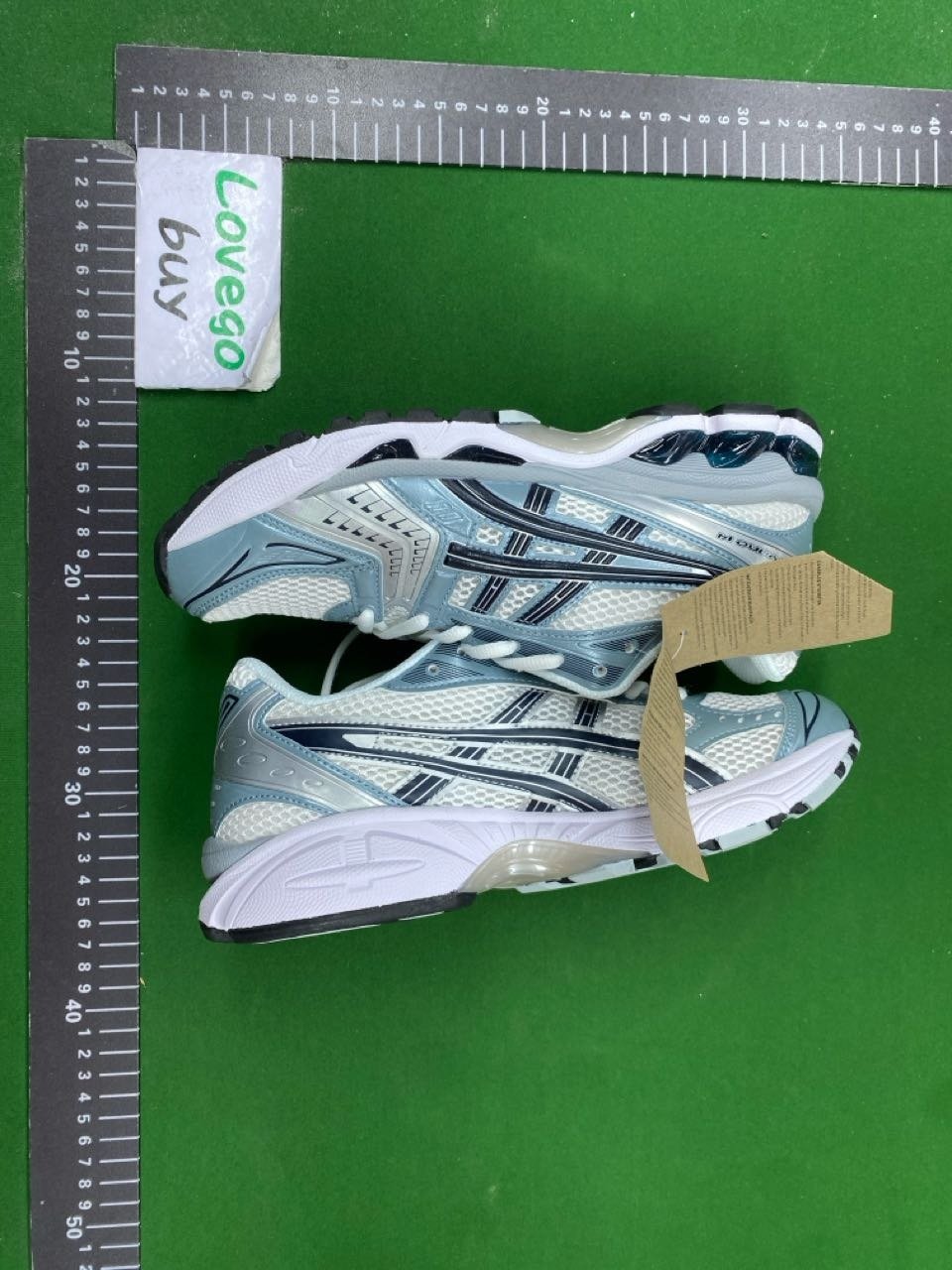 CBA Handsome, trendy basketball shoes, sneakers, and skate shoes. 12 -2