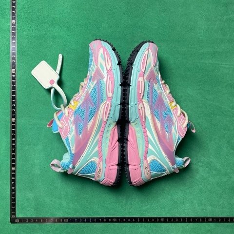 OFF W Unisex Retro Running Sho