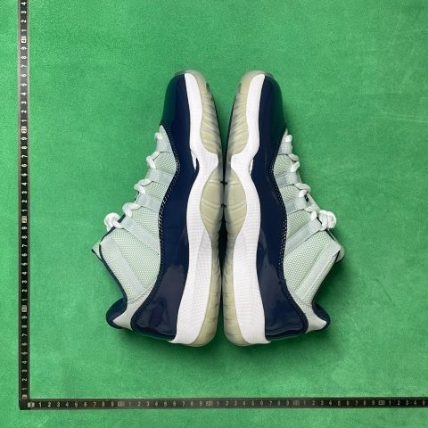 J11 Retro Basketball Shoes -4